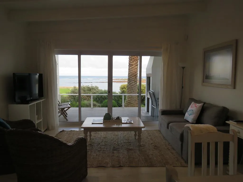 Palm Villa Cottage Kommetjie Holiday home