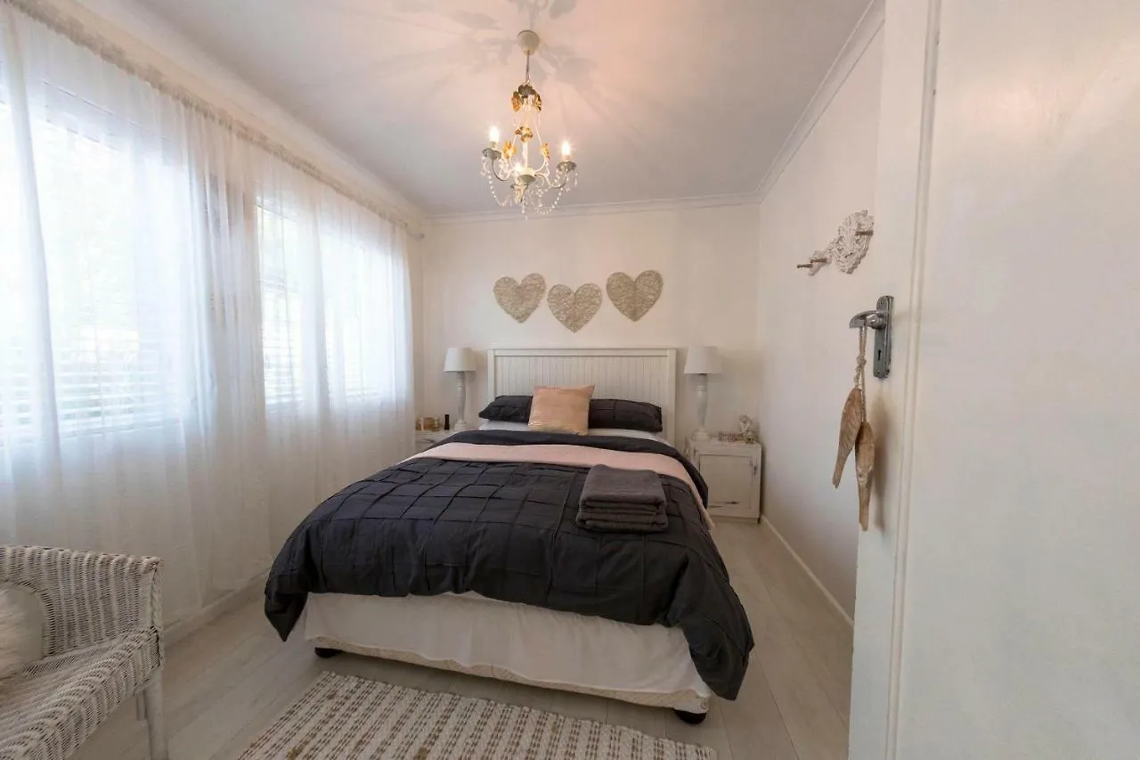 Palm Villa Cottage Kommetjie Holiday home